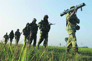 वापर नाही, पण वावर तरी हवाच