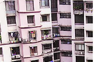 म्हाडा नावाचा सरकारी बिल्डर! ‘उच्चभ्रू’ घर, पोकळ वासा