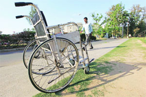 अपंग, कर्णबधिर व्यक्तींसाठी रविवारी नोकरी मेळावा अपंग, कर्णबधिर व्यक्तींसाठी रविवारी नोकरी मेळावा