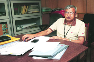 ‘मेट्रो’चे संरक्षक ‘मेट्रो’चे संरक्षक