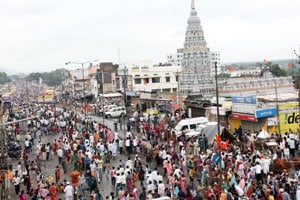 आषाढीपाठोपाठ आता पंढरपुरात दवाखान्यांची वारी