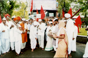 ‘विकासाबरोबरच पर्यावरणाचाही विचार हवा’ ‘विकासाबरोबरच पर्यावरणाचाही विचार हवा’