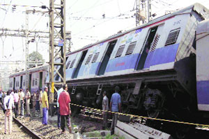 ‘लाईफलाईन’ घसरली