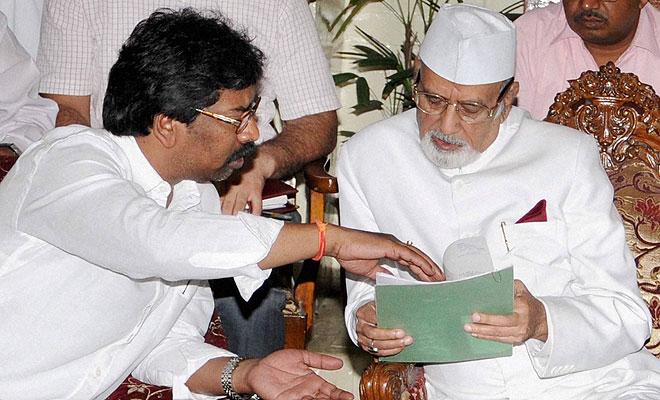 झारखंडला लुटण्यासाठीच पुन्हा सत्तेचे समीकरण झारखंडला लुटण्यासाठीच पुन्हा सत्तेचे समीकरण