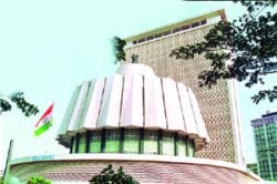 आता कृतीतून प्रकटावे..