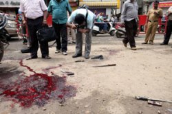 नांदोशीच्या माजी सरपंचाचा धायरी येथे भररस्त्यावर खून