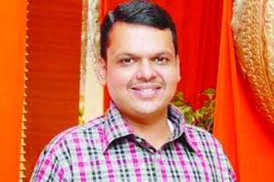 ‘गोपीनाथ मुंडे यांचे घर फोडण्याचे अजित पवारांचे षड्यंत्र’
