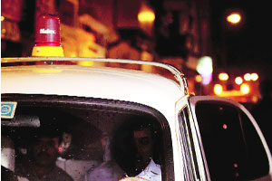 नवी वाहने द्यायची कोणाला? नवी वाहने द्यायची कोणाला?