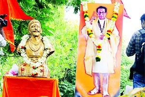 बाळासाहेबांच्या स्मारकासाठी शिवसेना आक्रमक बाळासाहेबांच्या स्मारकासाठी शिवसेना आक्रमक