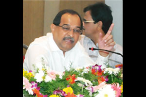 कृषी विकासाचा दर वाढवण्याचा प्रयत्न- विखे कृषी विकासाचा दर वाढवण्याचा प्रयत्न- विखे