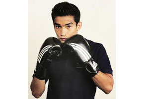 सुवर्णपदकाचा आनंद साजरा करायला वेळ नाही! सुवर्णपदकाचा आनंद साजरा करायला वेळ नाही!