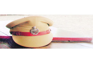 आयपीएस नियुक्त्या रखडल्या आयपीएस नियुक्त्या रखडल्या