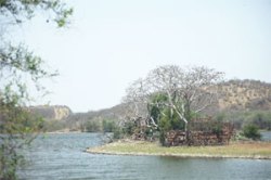 पालथा घडा..