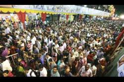 देखावे पाहण्यामध्ये सरली शनिवारची रात्र –