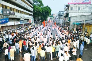 पावसाच्या सरी, जोष आणि जल्लोष