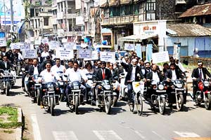 खंडपीठासाठीचे आंदोलन उग्र करण्याचा निर्णय खंडपीठासाठीचे आंदोलन उग्र करण्याचा निर्णय