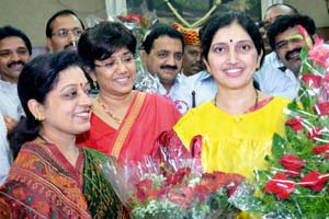 पुण्याच्या महापौरपदी चंचला कोद्रे पुण्याच्या महापौरपदी चंचला कोद्रे