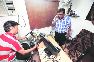 तळोजा तुरुंगात पिस्तूल पाठवण्याचा प्रयत्न असफल