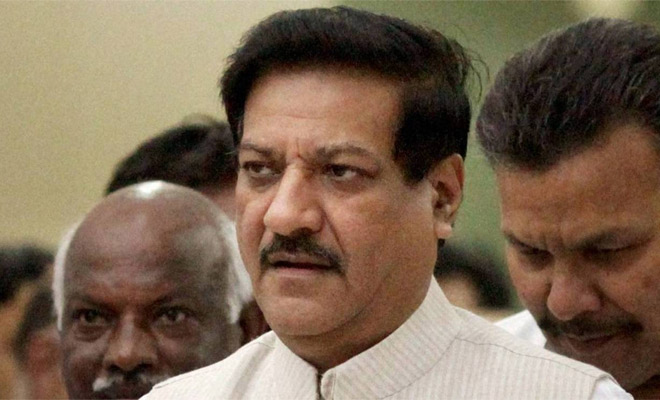 ‘आवश्यकता पडल्यास दाभोळकरांच्या हत्येचा तपास सीबीआयकडे’- मुख्यमंत्री