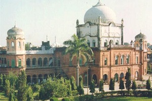 नवा फतवा: मुस्लिमांनी स्वतःचे छायाचित्र काढणे धर्मविरोधी नवा फतवा: मुस्लिमांनी स्वतःचे छायाचित्र काढणे धर्मविरोधी