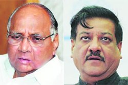 ज्यांचे हात थरथरले नाहीत, त्यांची पदे गेली
