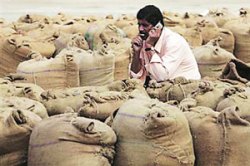 भ्रष्टाचार, भाववाढ, निष्क्रियतेला आमंत्रण देणारी अन्नसुरक्षा