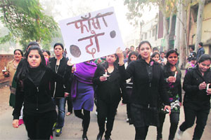 निकाल झाला, संस्कारांचे काय ?