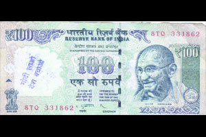 शंभराच्या नोटांवर नरेंद्र मोदी यांचा प्रचार! शंभराच्या नोटांवर नरेंद्र मोदी यांचा प्रचार!