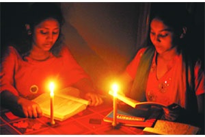 वीज भारनियमन अजूनही सुरूच वीज भारनियमन अजूनही सुरूच