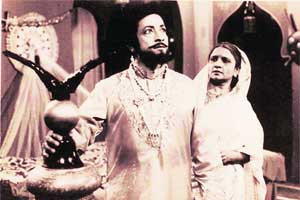 रंगभूमीचं अपरिमित अवकाश