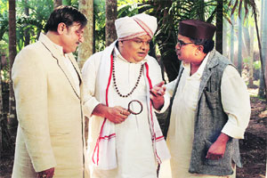 अस्सल आणि धमाल नर्मविनोदी अस्सल आणि धमाल नर्मविनोदी