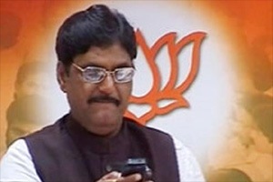 आठ-नऊ खासदारांच्या जोरावर शरद पवार पंतप्रधान कसे होणार आठ-नऊ खासदारांच्या जोरावर शरद पवार पंतप्रधान कसे होणार