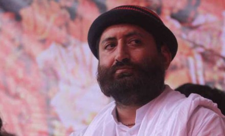 नारायण साईच्या आश्रमावर पोलिसांचा छापा नारायण साईच्या आश्रमावर पोलिसांचा छापा