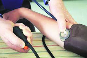 रक्तदाब कमी करणारी पेपर क्लिप रक्तदाब कमी करणारी पेपर क्लिप
