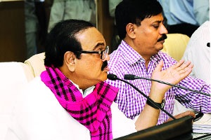 नाशिक जिल्ह्यातील पिण्याच्या पाण्याच्या आरक्षणाला मान्यता नाशिक जिल्ह्यातील पिण्याच्या पाण्याच्या आरक्षणाला मान्यता
