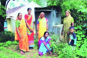 निर्भीडतेच्या वाटेवर निर्भीडतेच्या वाटेवर