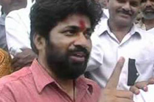 अचलपूर बाजार समितीत जाळपोळ अचलपूर बाजार समितीत जाळपोळ