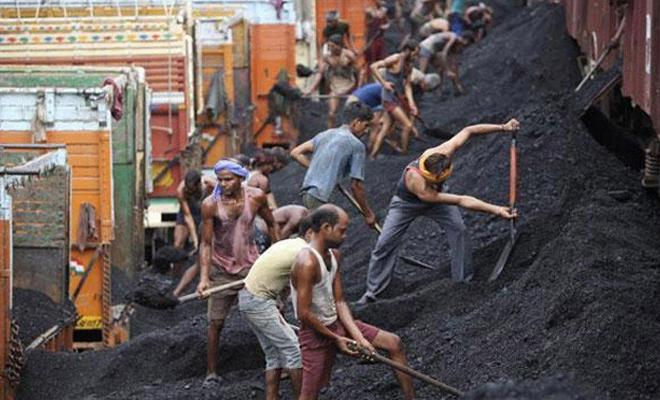 खाणींचे वाटप राज्याच्या शिफारशींवरूनच-पंतप्रधान कार्यालयाचे राज्यमंत्री नारायणसामी खाणींचे वाटप राज्याच्या शिफारशींवरूनच-पंतप्रधान कार्यालयाचे राज्यमंत्री नारायणसामी