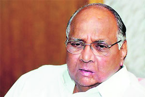 पवारांना तिन्ही गटांचे पाठबळ