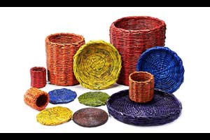 हातकागदाचे ‘ग्लॅमर’ वाढले! हातकागदाचे ‘ग्लॅमर’ वाढले!