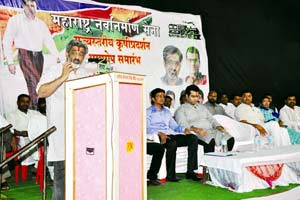 मराठवाडय़ाच्या हक्काच्या पाण्यासाठी मनसे संघर्ष करणार – अनिल शिदोरे