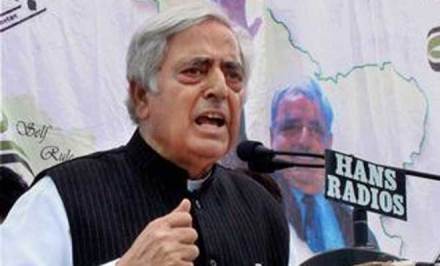 ‘नरेंद्र मोदींना राज्यघटनेचे ज्ञान नाही’