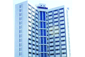 कर्जबाजारी महापालिकेकडून कर्मचारी वेठीस कर्जबाजारी महापालिकेकडून कर्मचारी वेठीस