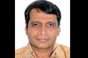 अणुऊर्जेपेक्षा पाणी अधिक गरजेचे- सुरेश प्रभू अणुऊर्जेपेक्षा पाणी अधिक गरजेचे- सुरेश प्रभू