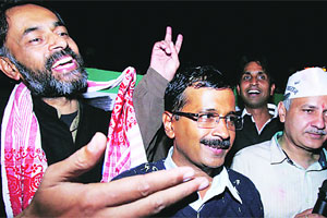 जंतरमंतरवर अण्णा-केजरीवाल ‘आमने-सामने’ जंतरमंतरवर अण्णा-केजरीवाल ‘आमने-सामने’