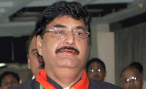 महाराष्ट्रात आघाडी.. अन्यत्र बिघाडी