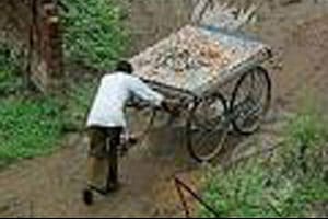 पाच हजार फेरीवाल्यांना बायोमेट्रिक कार्ड वाटपाचा उपक्रम अडचणीत
