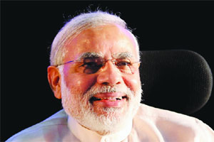 मोदींसाठी भाजपच्या लोकप्रतिनिधींच्या खिशाला चाट!