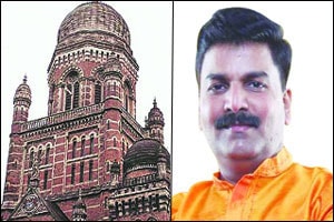 ‘आप’च्या धास्तीने सेनेची फुकट पाण्याची ‘हूल’ ‘आप’च्या धास्तीने सेनेची फुकट पाण्याची ‘हूल’