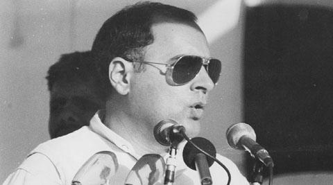 राजीव गांधी हत्या: उर्वरित चार दोषींच्या सुटकेलाही स्थगिती राजीव गांधी हत्या: उर्वरित चार दोषींच्या सुटकेलाही स्थगिती